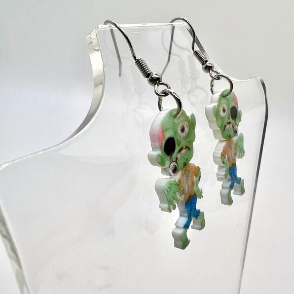 Zombie Earrings - Halloween Earrings - Zombie Accessories - Goth Earrings - Picture 2 of 7
